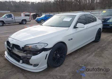 2011 BMW 528I z USA, uszkodzony, nr VIN WBAFR1C50BC673043